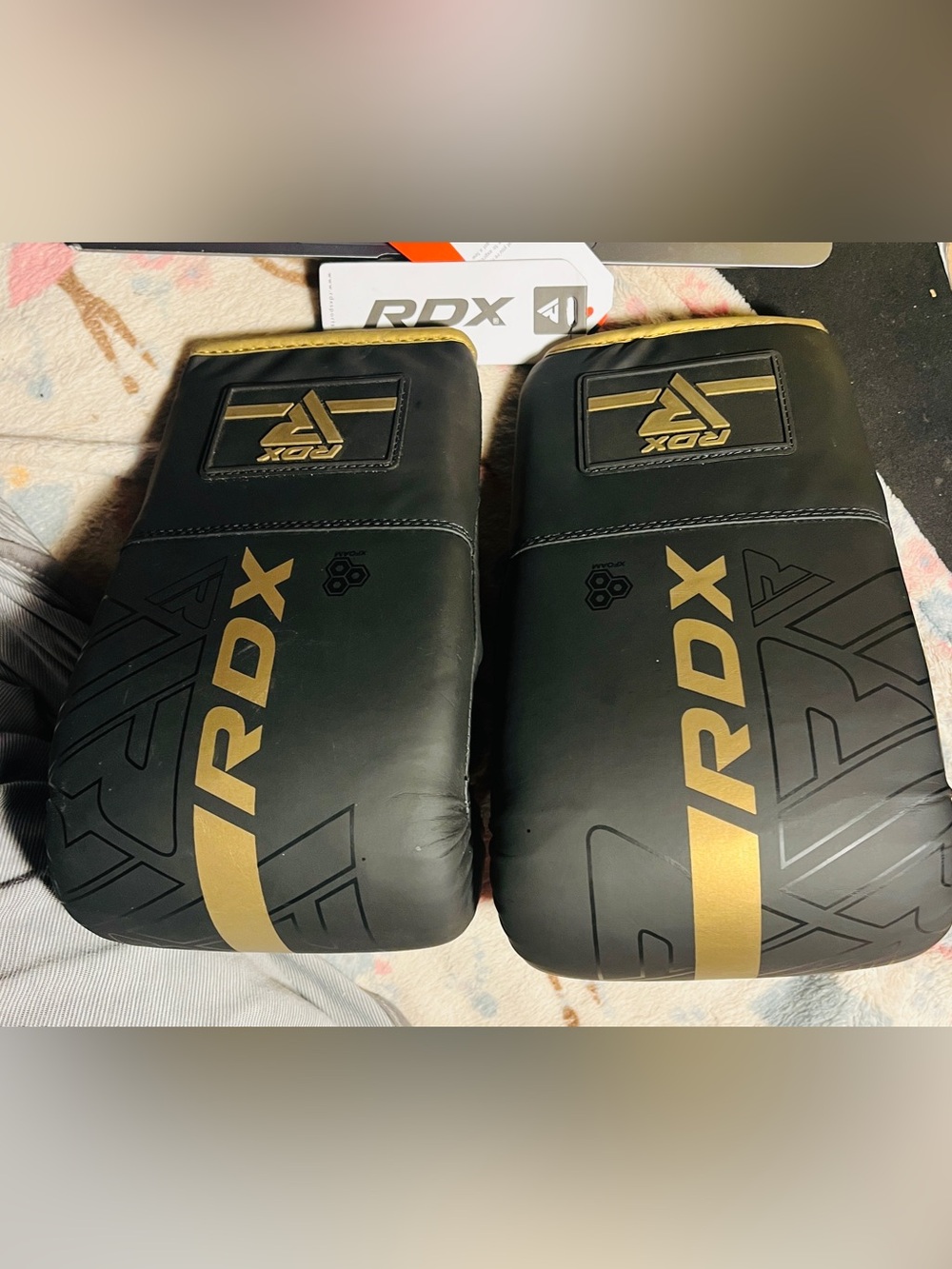 RDX Kara Boxing Bag Gloves Black Gold Training Punching Gloves New With Tags